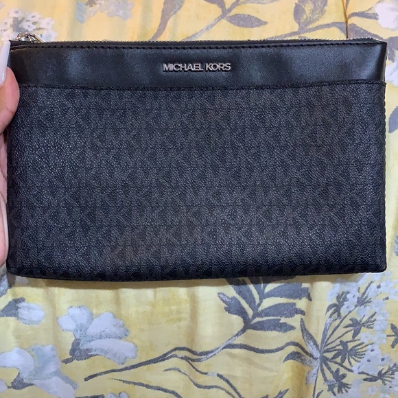 crossbody under hand bags - Picture 4 of 7